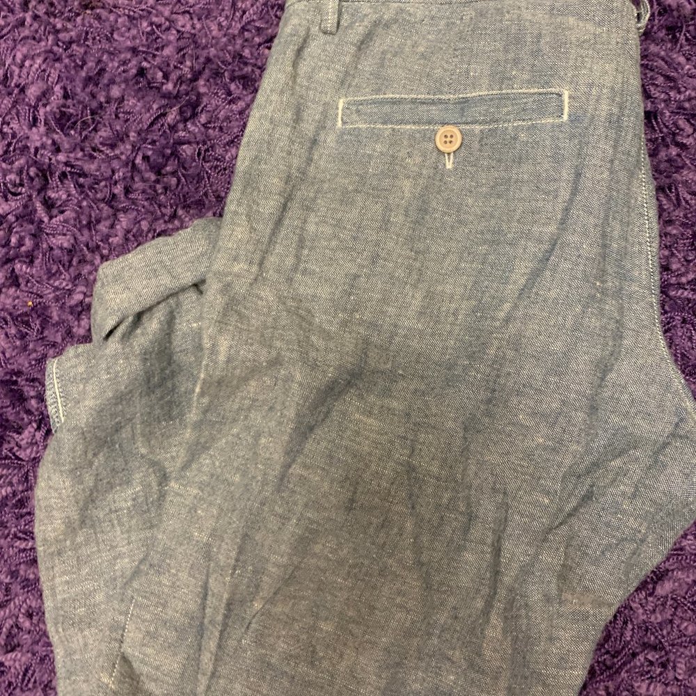 Trendy stripped Levis